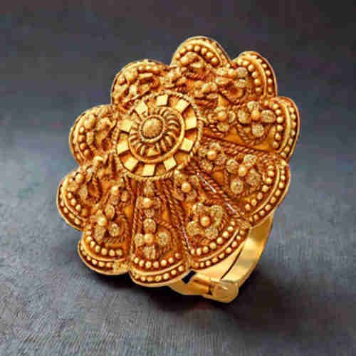 22Kt Gold Cocktail Ring With Hallmarked