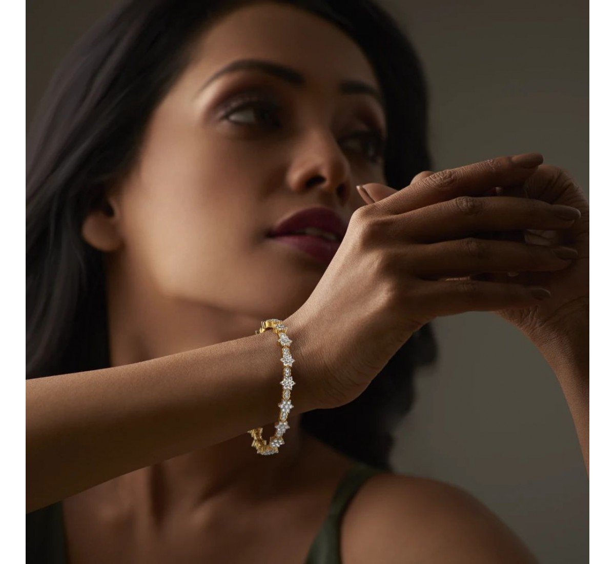 Alina Cutwork Diamond Bangles