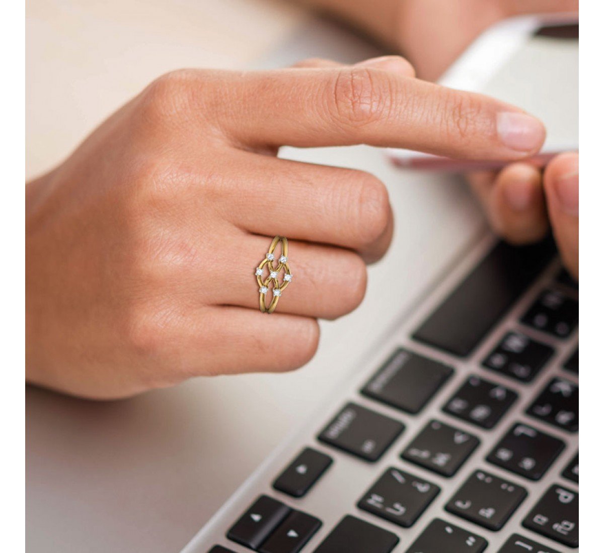 Tranquil Adorn Diamond Ring