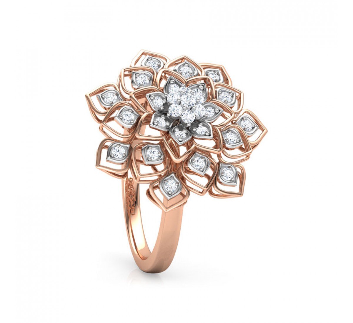 Glistening Cocktaile Diamond Ring